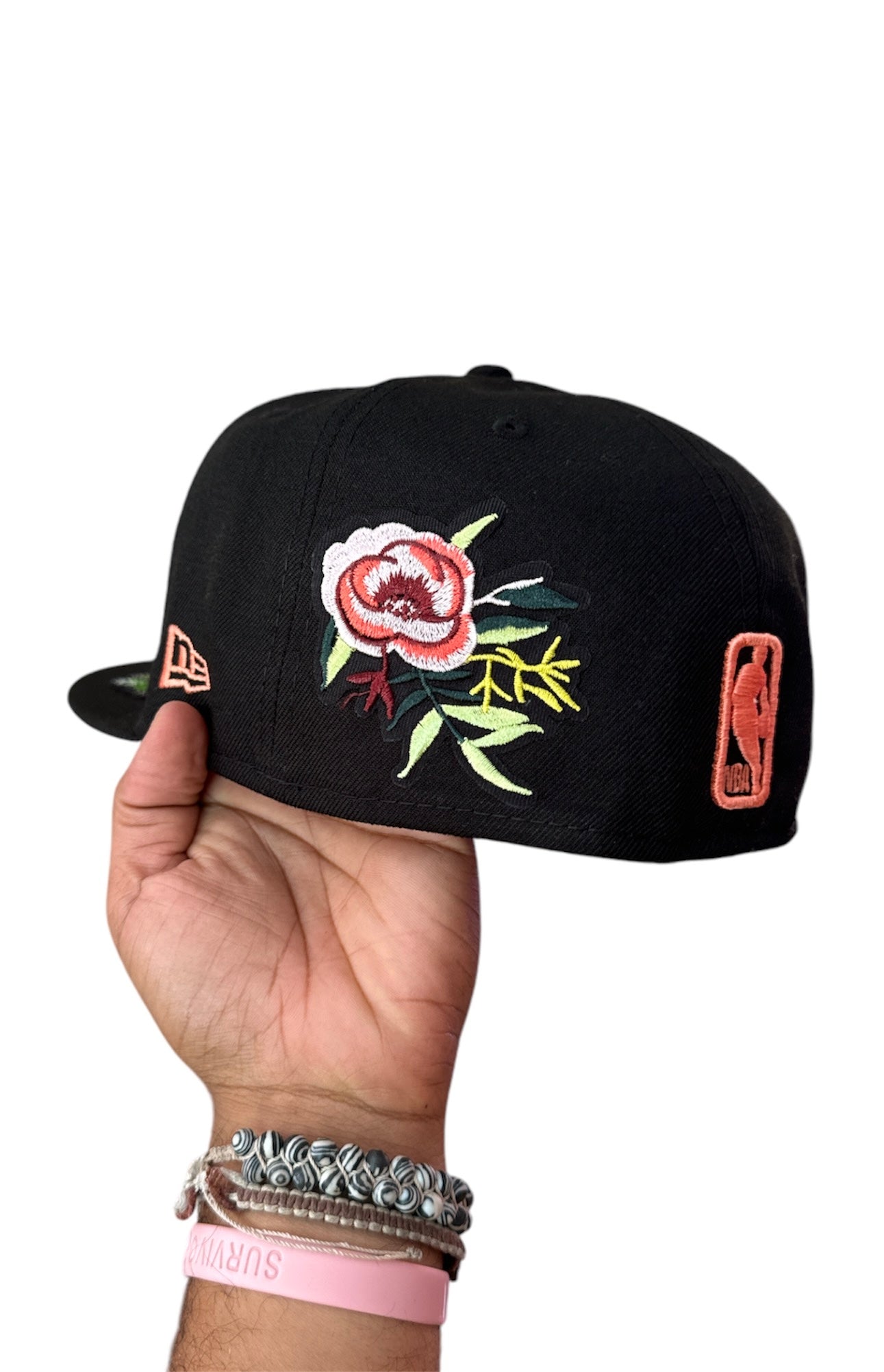 Size 7 1/2 Rose Gold Knicks Fitted