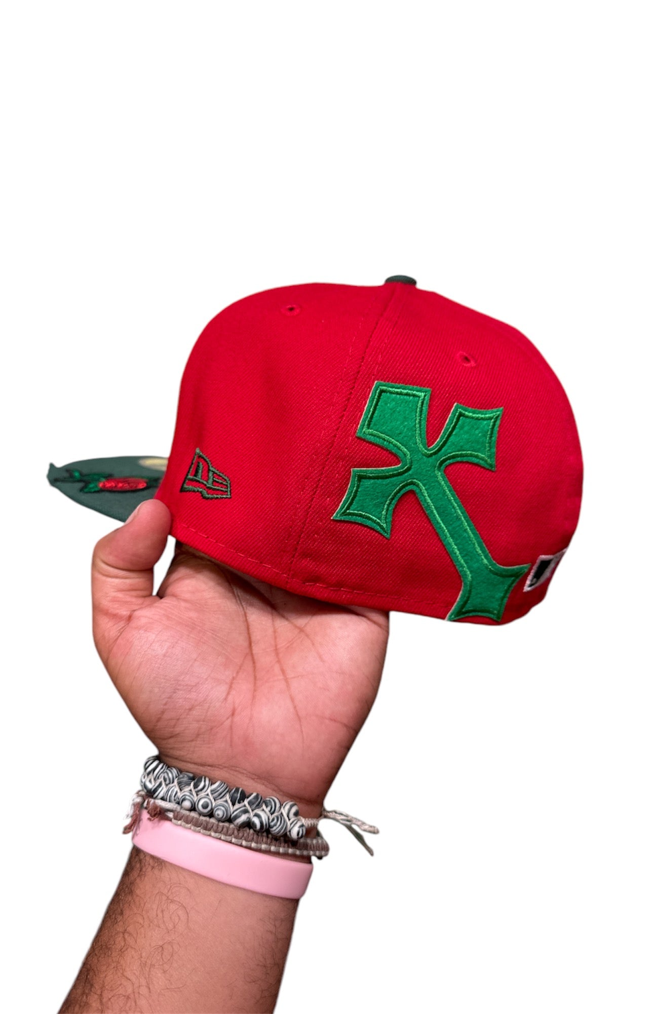 Size 7 1/8 Gucci Toronto Fitted