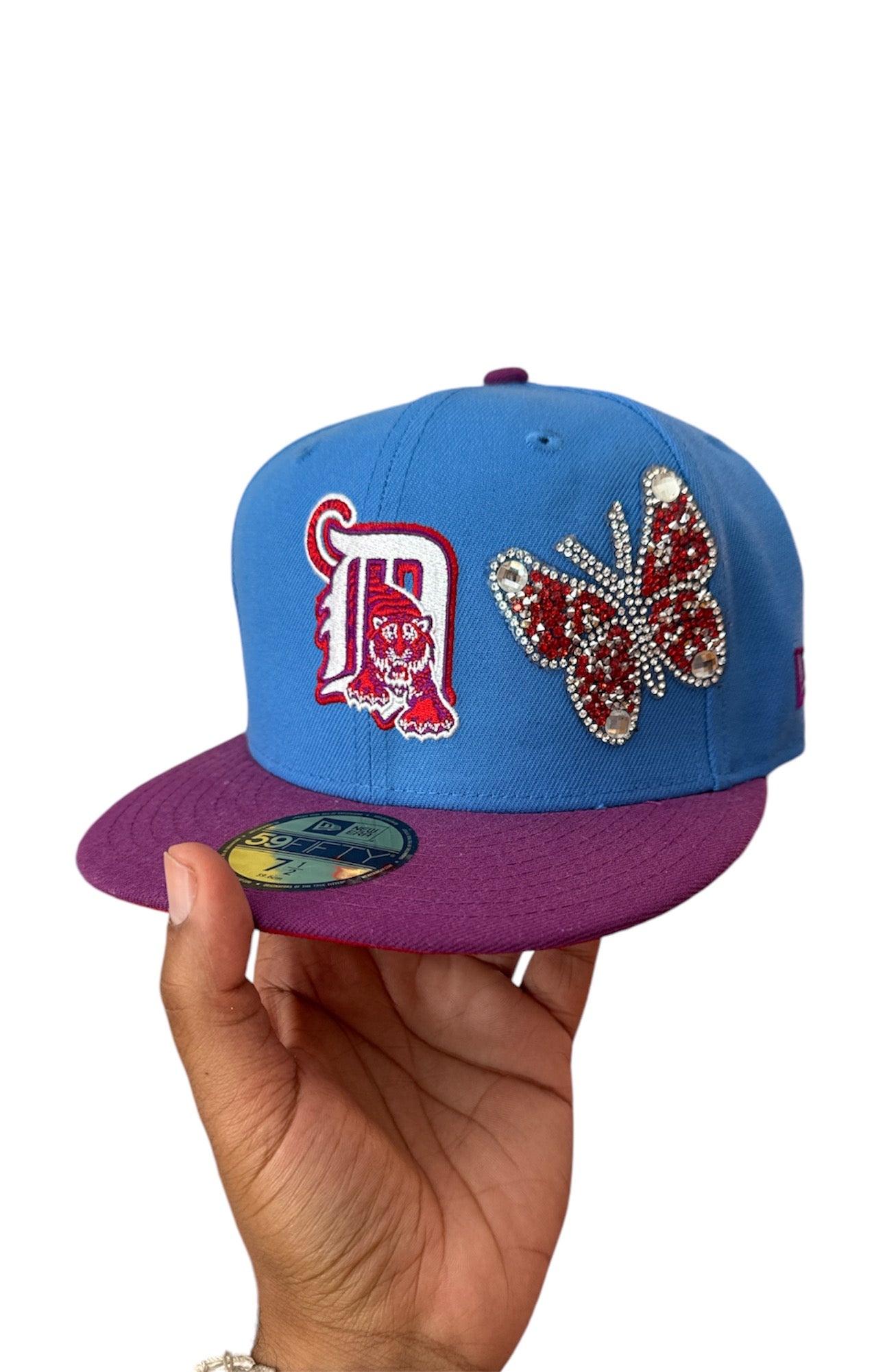 Size 7 1/2 Iced Butterfly Tigers Fitted