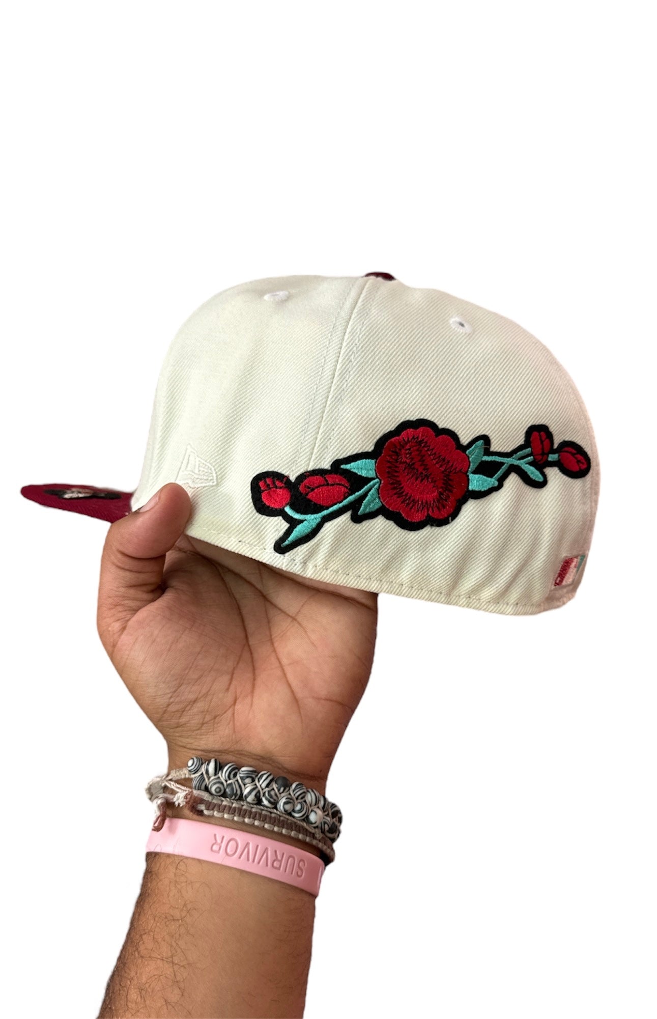 Size 7 5/8 Roses Twins Fitted