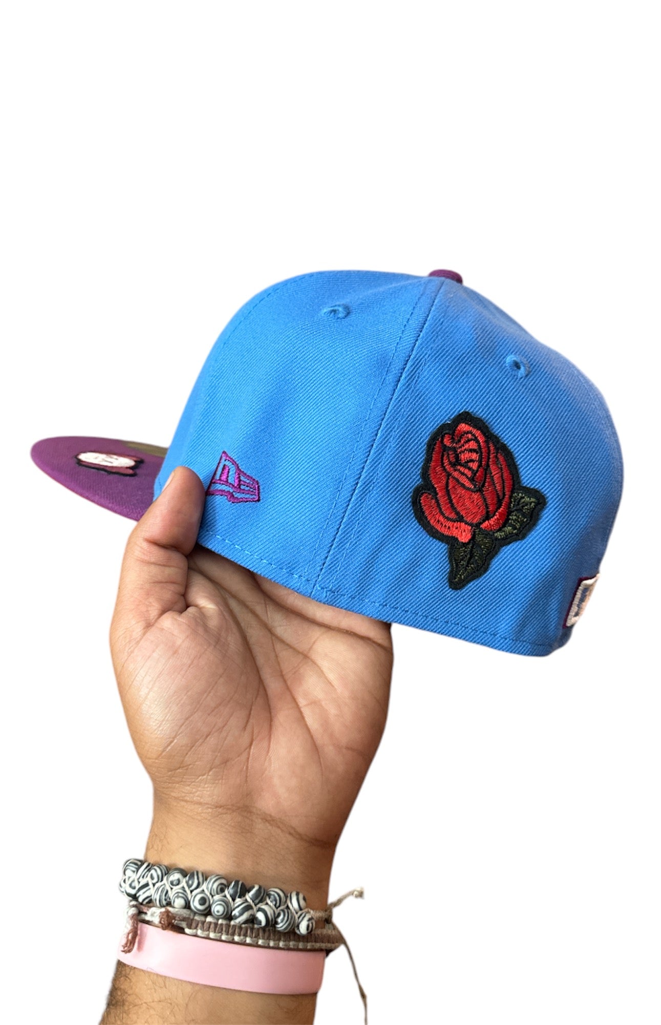 Size 7 1/4 Red Tigers Fitted