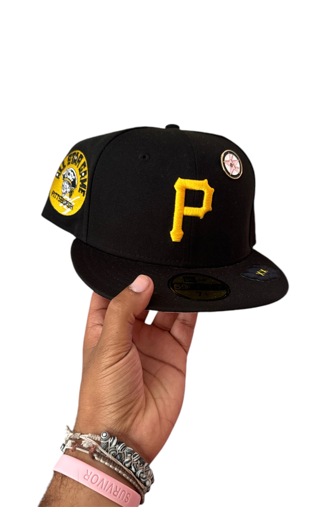 Size 7 1/2 KAWS Pirates Fitted